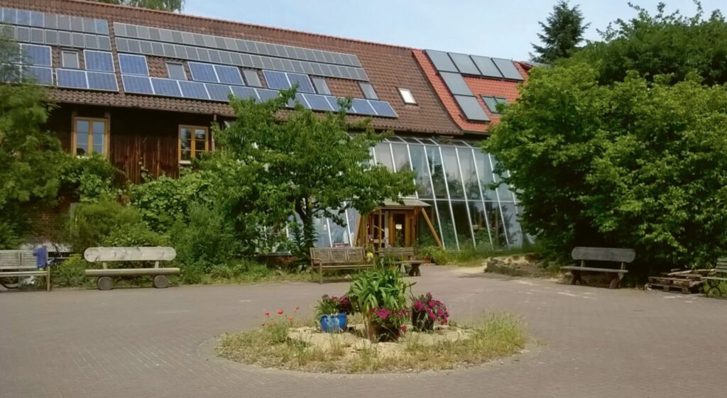 Lebensgarten Dorfplatz